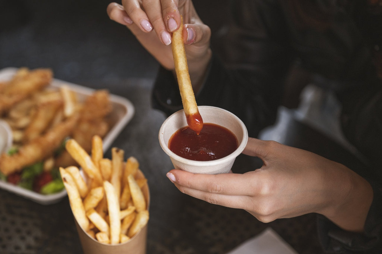 disposable 90ml bagasse sauce pot with tomato sauce and fries