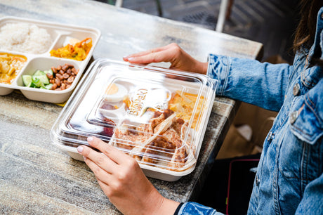 5 compartment takeaway container and matching recyclable rpet clear lid